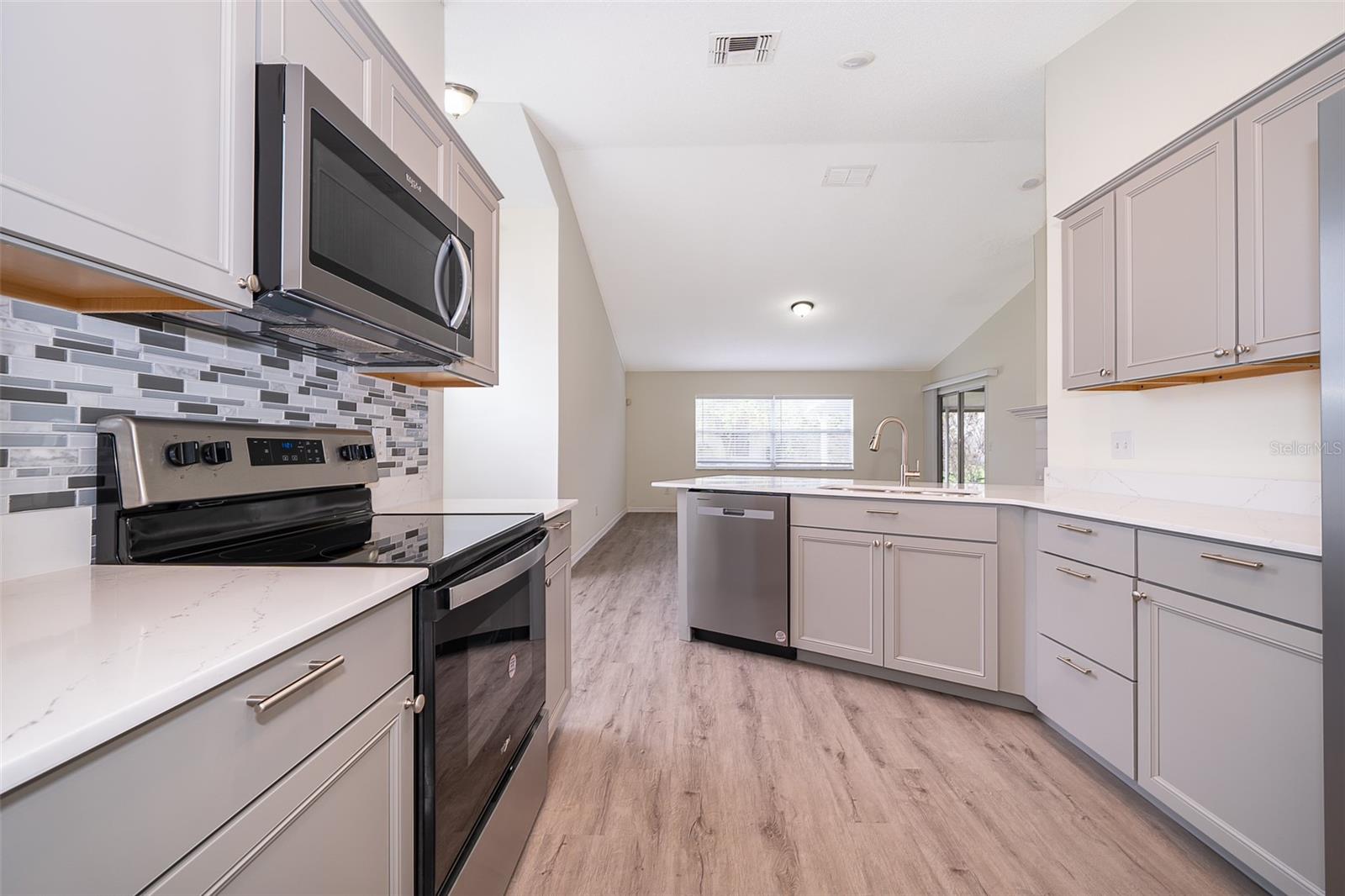 2425 ROLLING BROAK DR, ORLANDO, FL, 32837