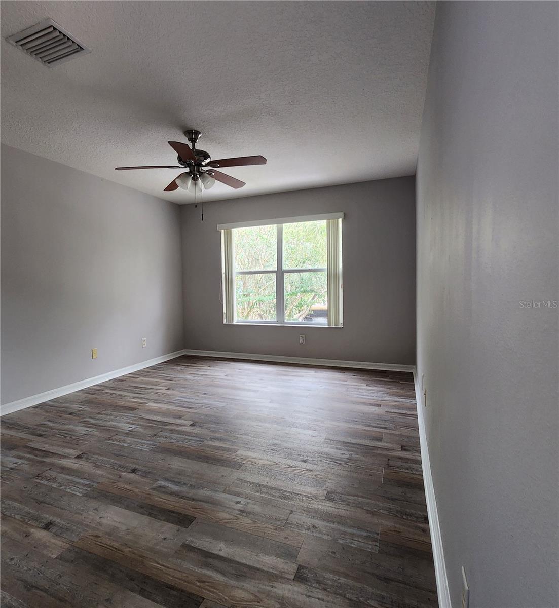 9084 IRON OAK AVE, TAMPA, FL, 33647