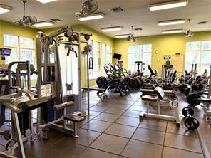 9084 IRON OAK AVE, TAMPA, FL, 33647