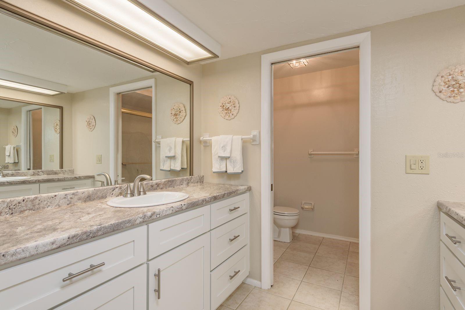 700 STARKEY RD #1411, LARGO, FL, 33771