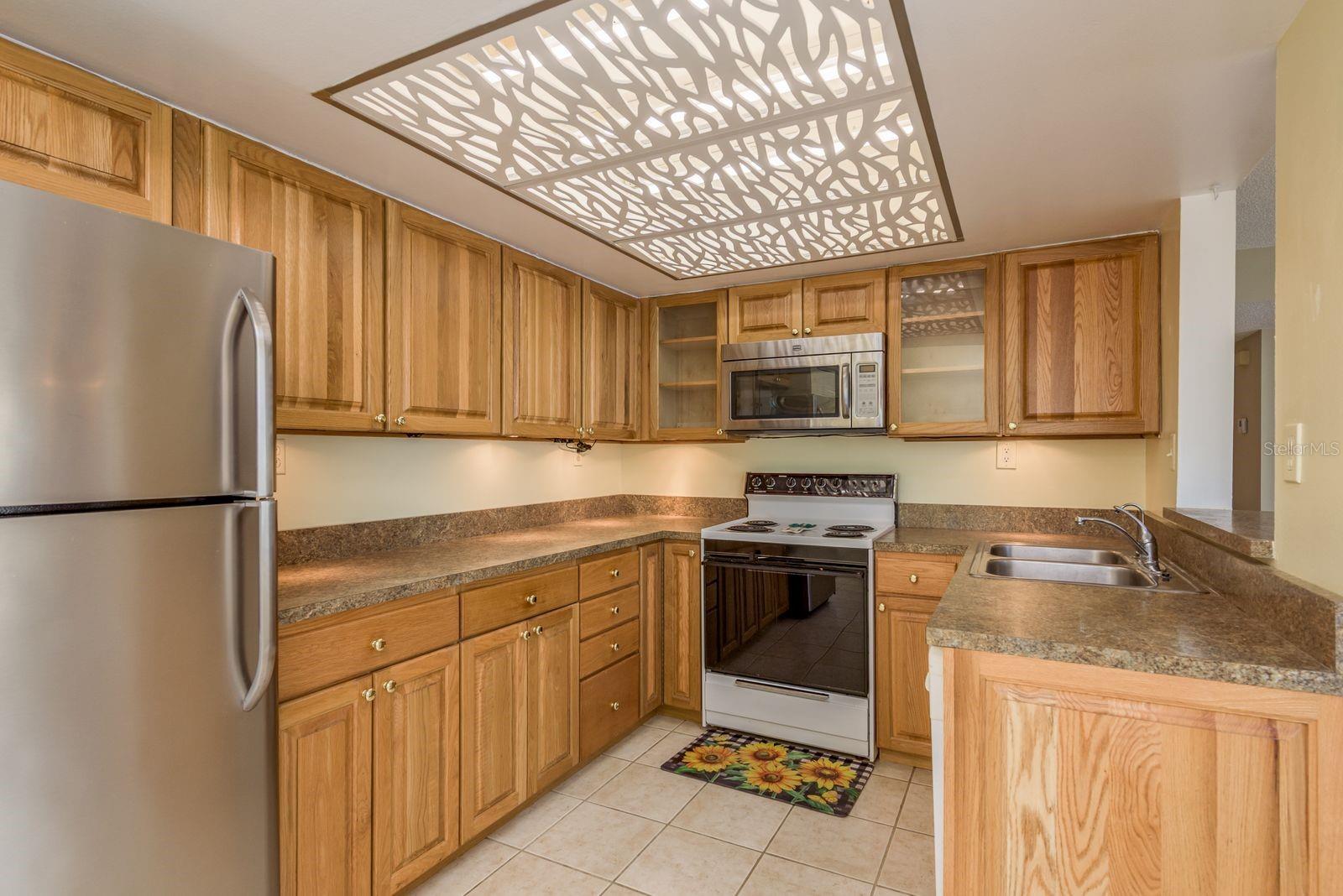 700 STARKEY RD #1411, LARGO, FL, 33771