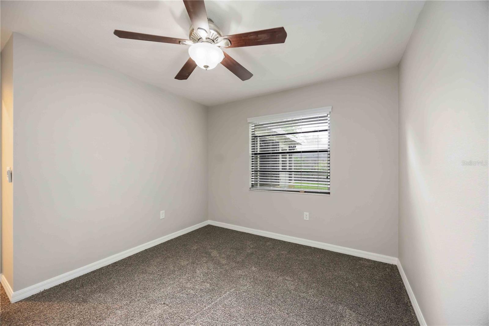 A4664113 Property Photo