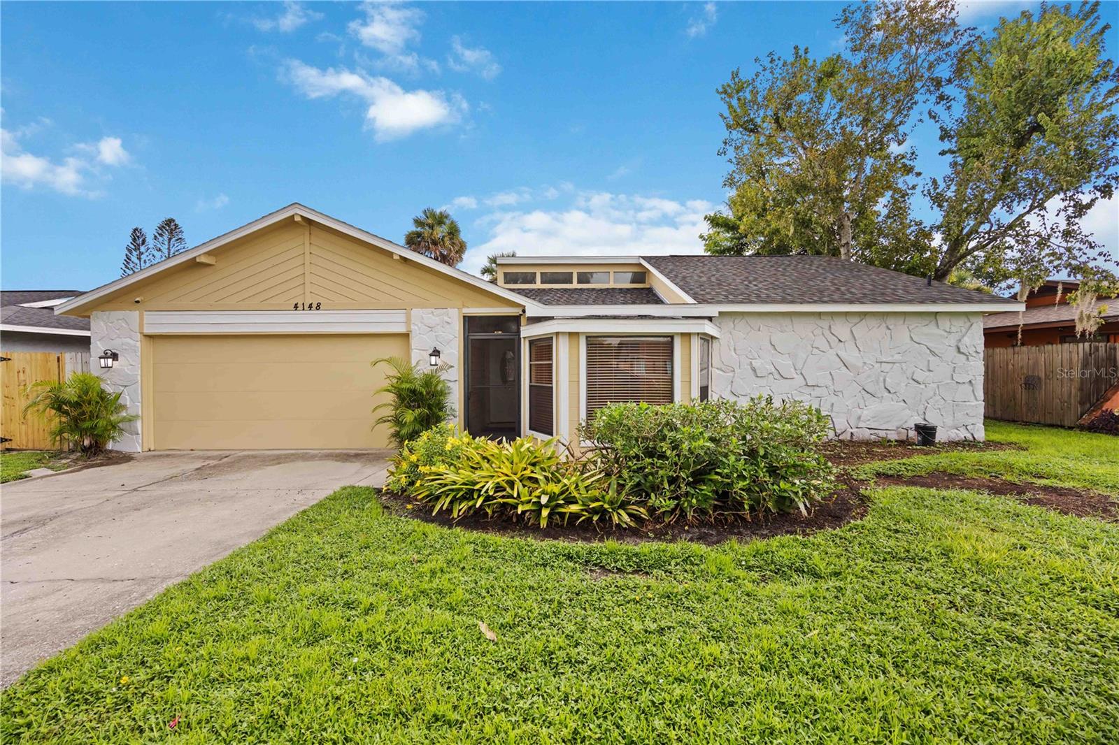 A4664113 Property Photo