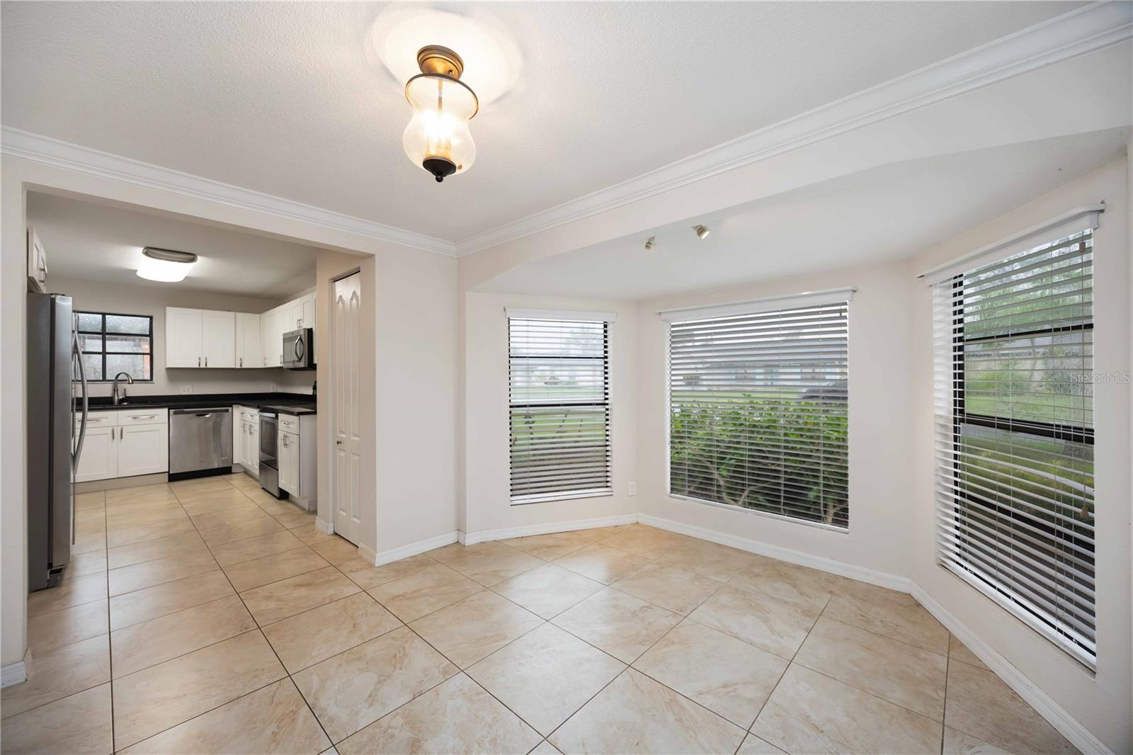 A4664113 Property Photo