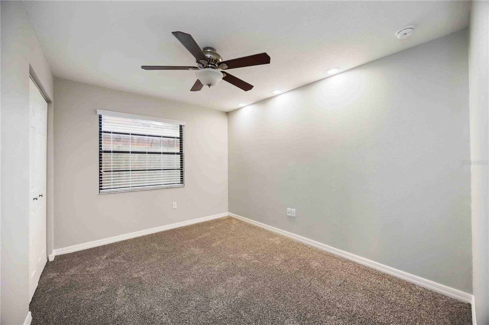 A4664113 Property Photo