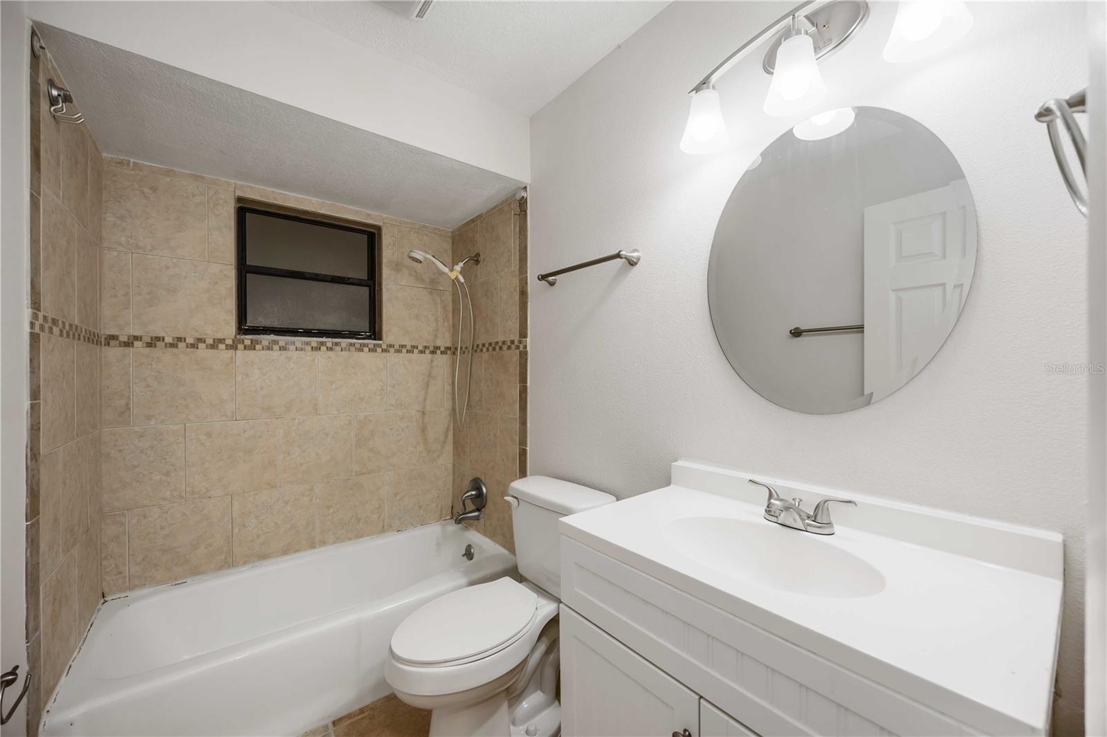 A4664113 Property Photo