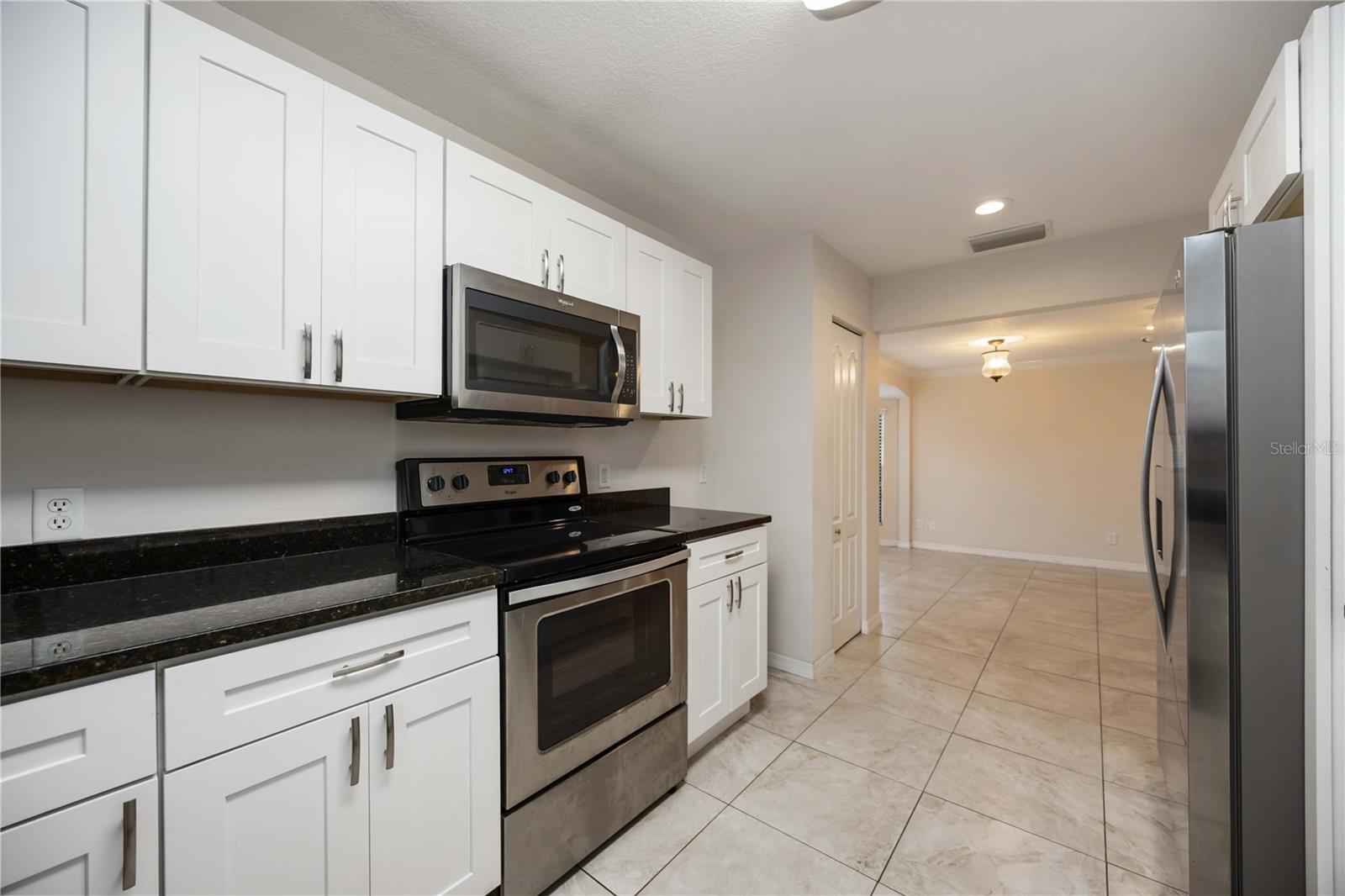 A4664113 Property Photo