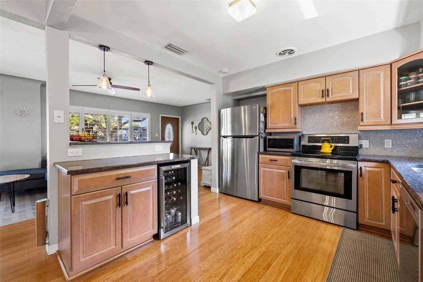 4126 25TH AVE N, ST PETERSBURG, FL, 33713