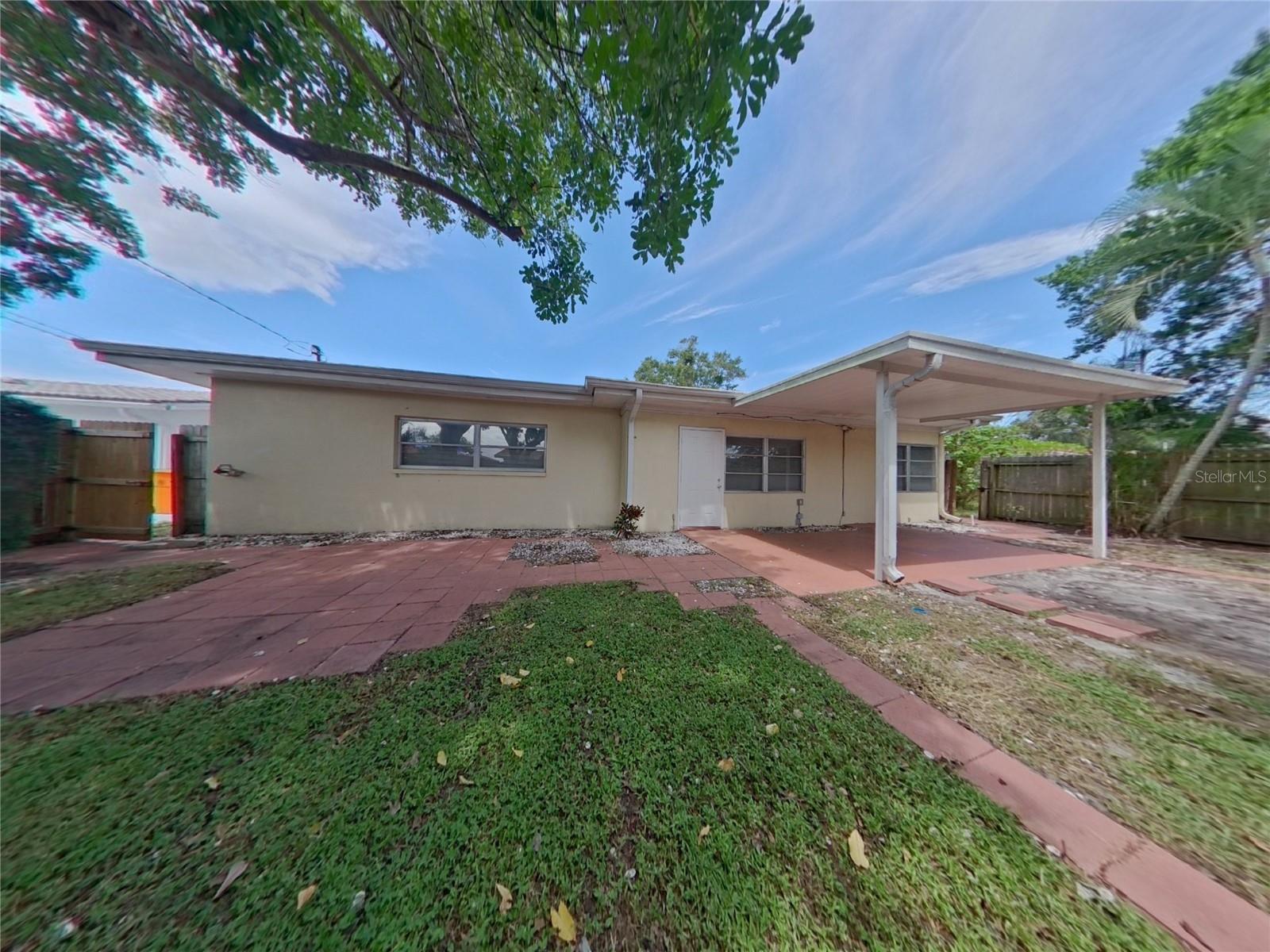 2131 GREENBRIAR BLVD, CLEARWATER, FL, 33763