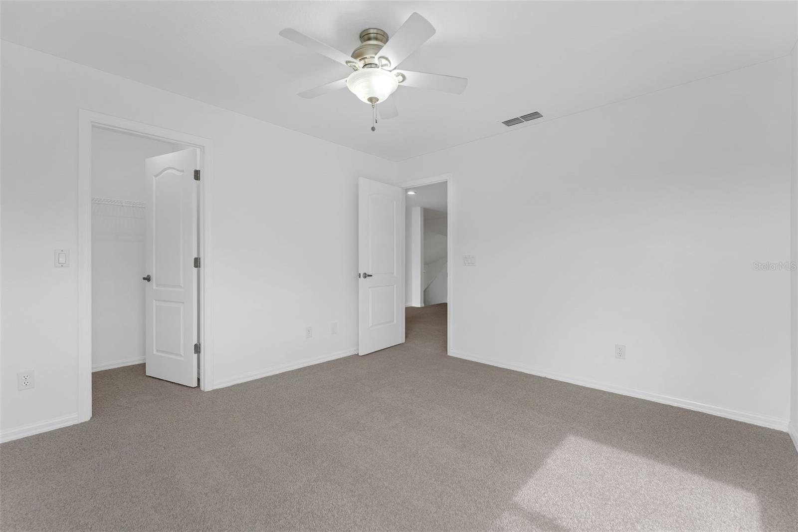 802 KINGSBRIDGE DR, OVIEDO, FL, 32765