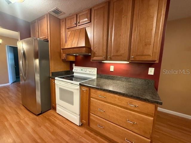 101 S MONTGOMERY AVE, DELAND, FL, 32720