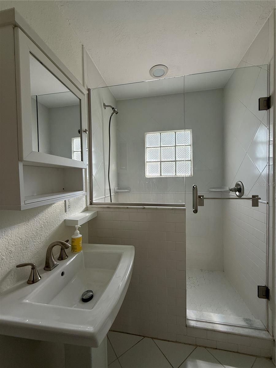 601 DANIELS AVE, ORLANDO, FL, 32801