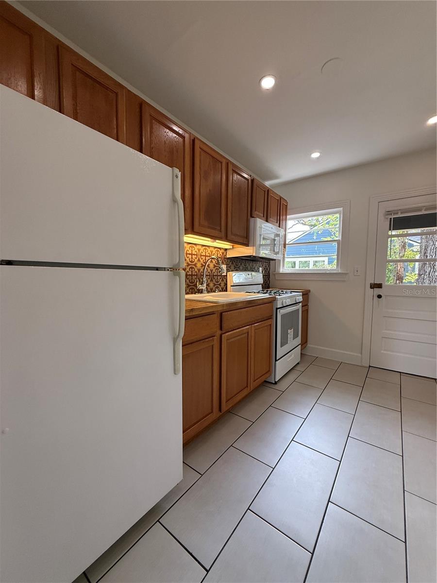 601 DANIELS AVE, ORLANDO, FL, 32801