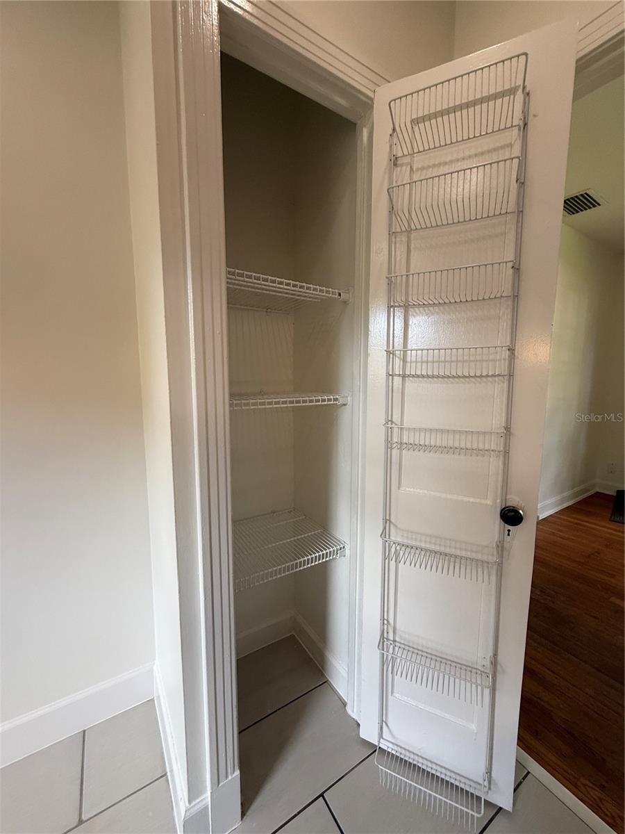 601 DANIELS AVE, ORLANDO, FL, 32801