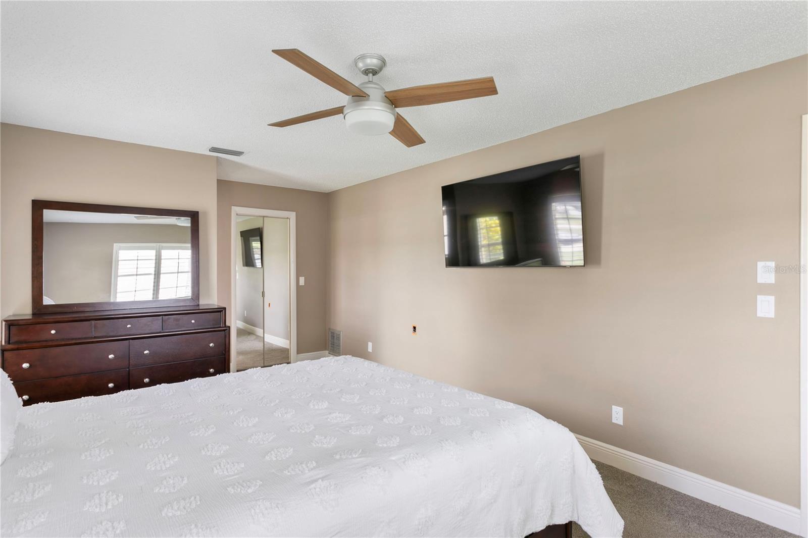 2813 MEADOW WOOD DR, CLEARWATER, FL, 33761