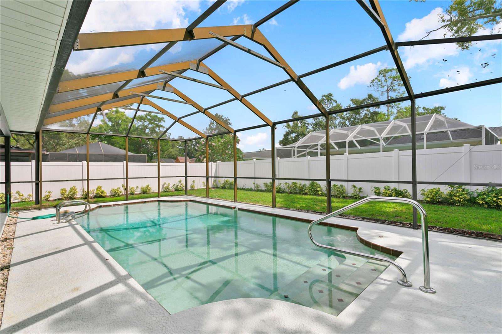 2813 MEADOW WOOD DR, CLEARWATER, FL, 33761