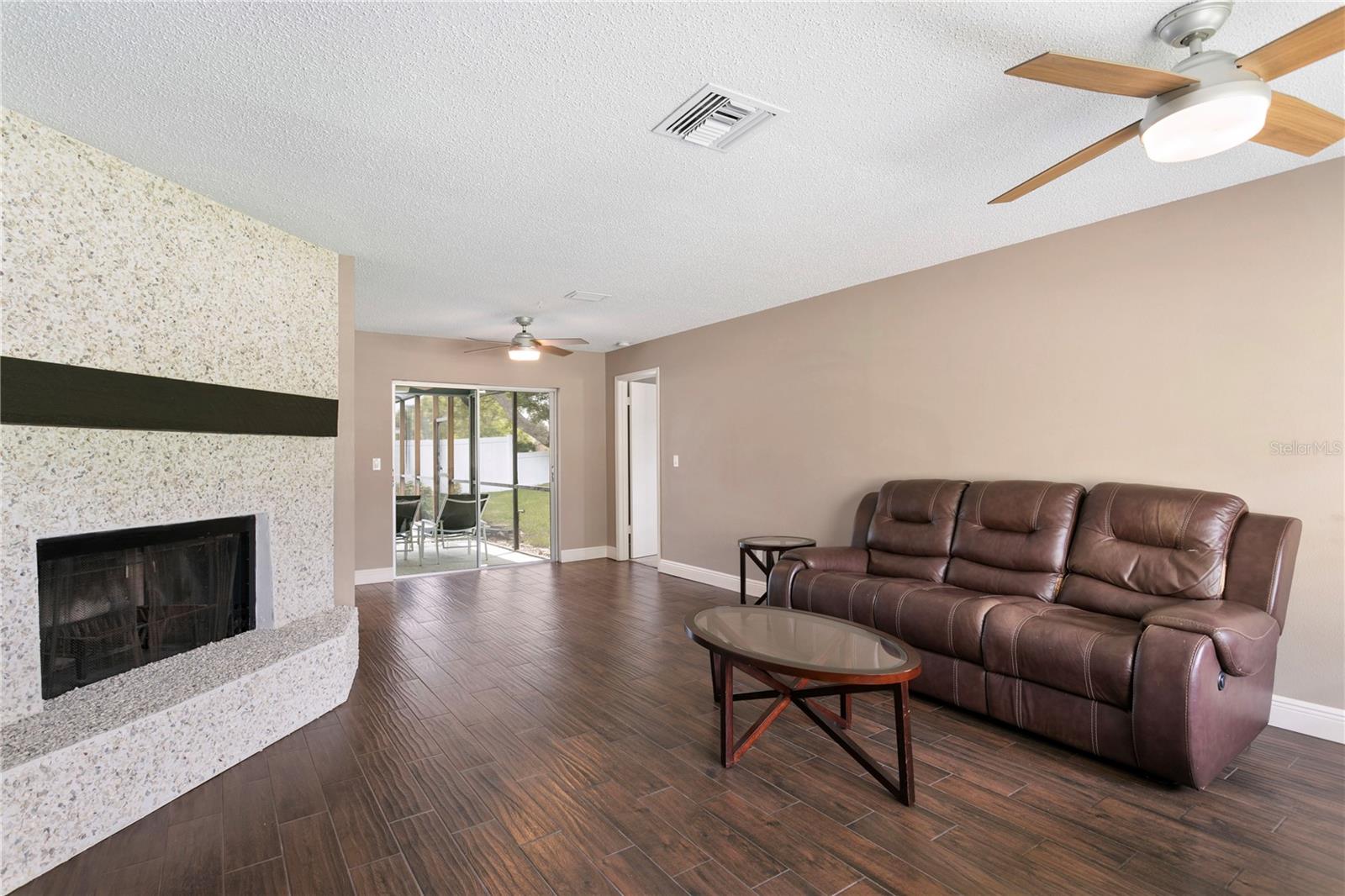 2813 MEADOW WOOD DR, CLEARWATER, FL, 33761