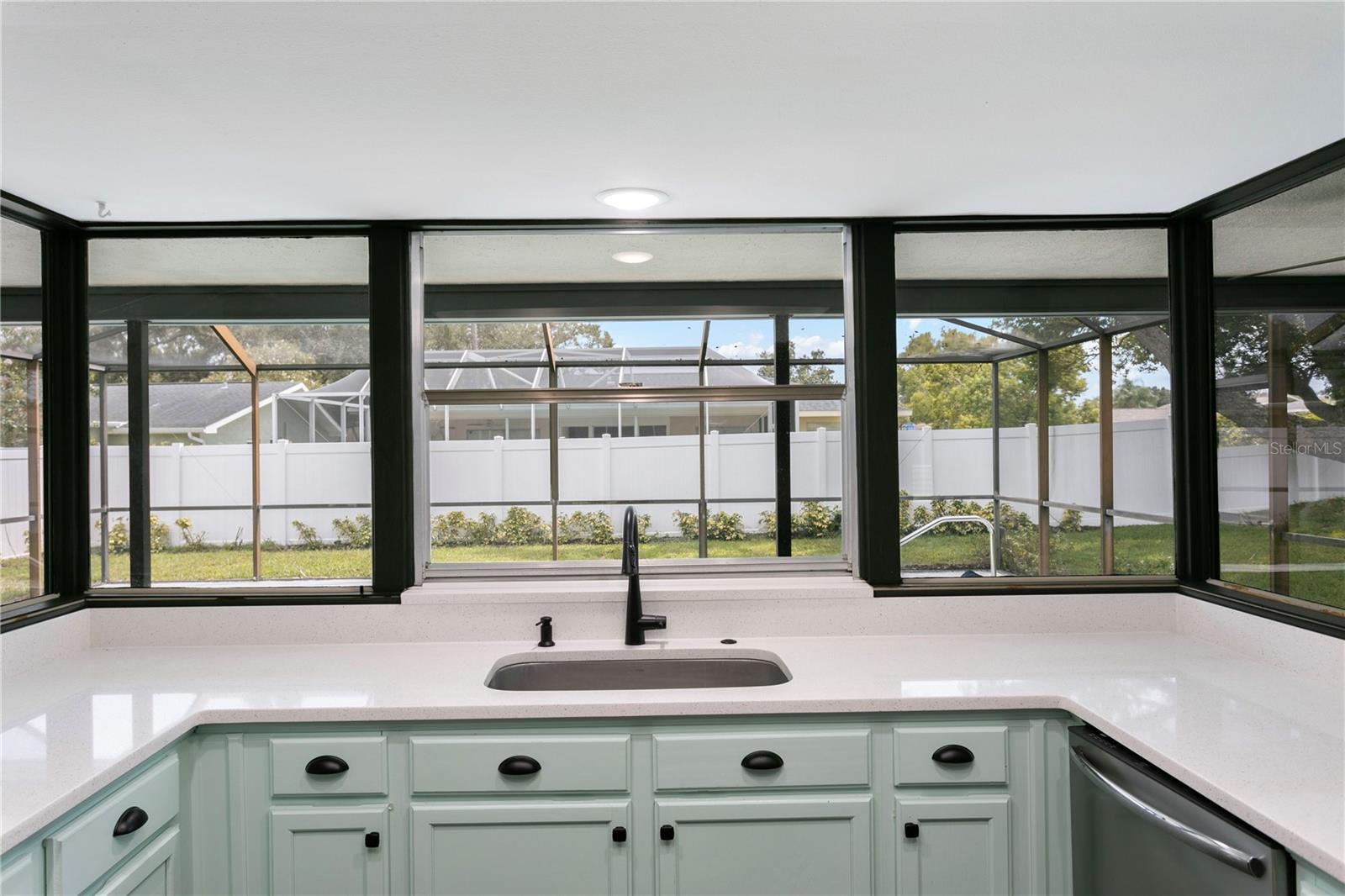 2813 MEADOW WOOD DR, CLEARWATER, FL, 33761