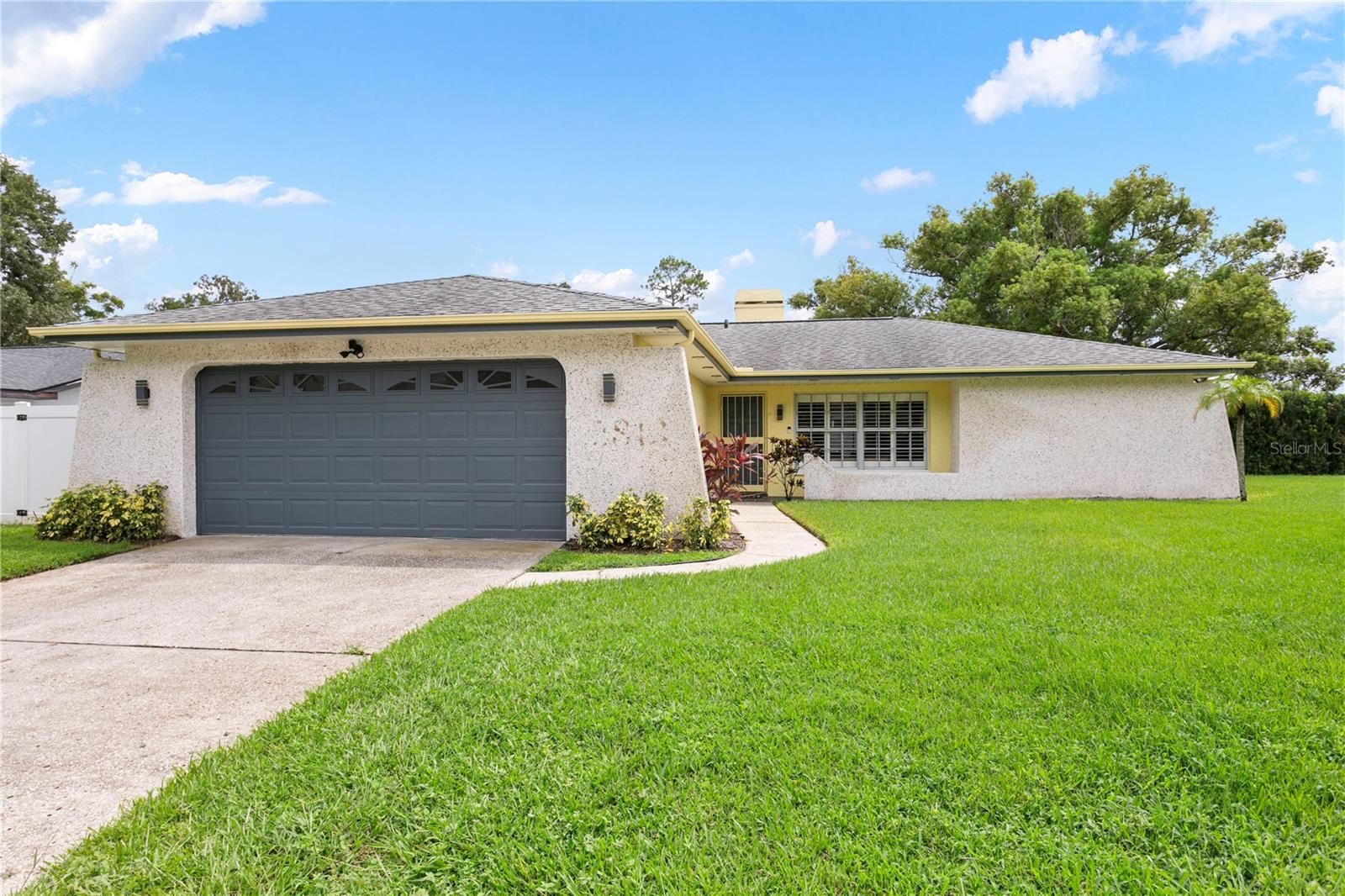 2813 MEADOW WOOD DR, CLEARWATER, FL, 33761