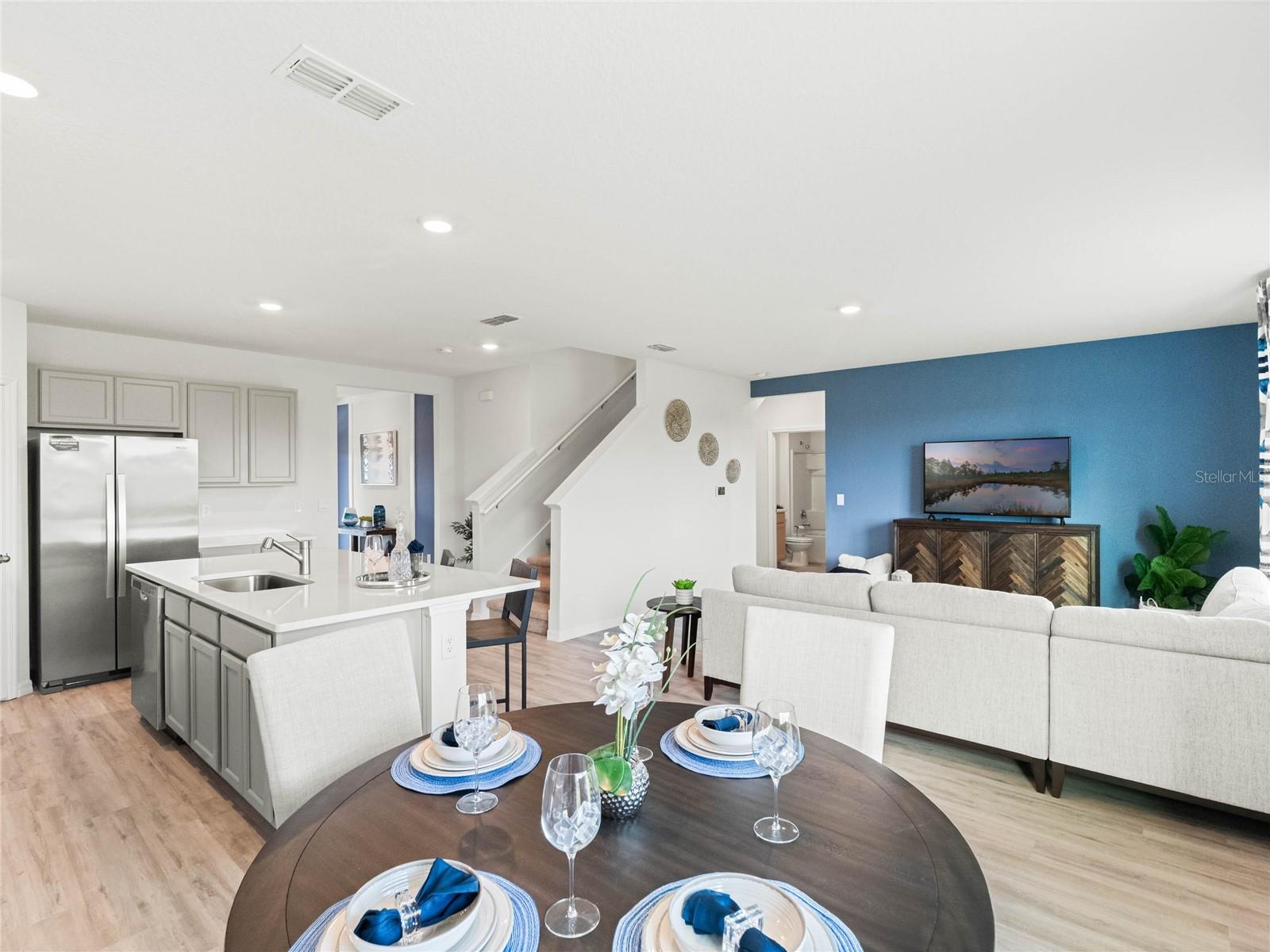 1250 ALSTONIA, MOUNT DORA, FL, 32757