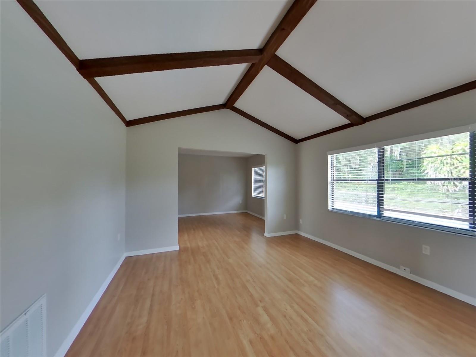 1010 ROCHELLE LN, VALRICO, FL, 33594