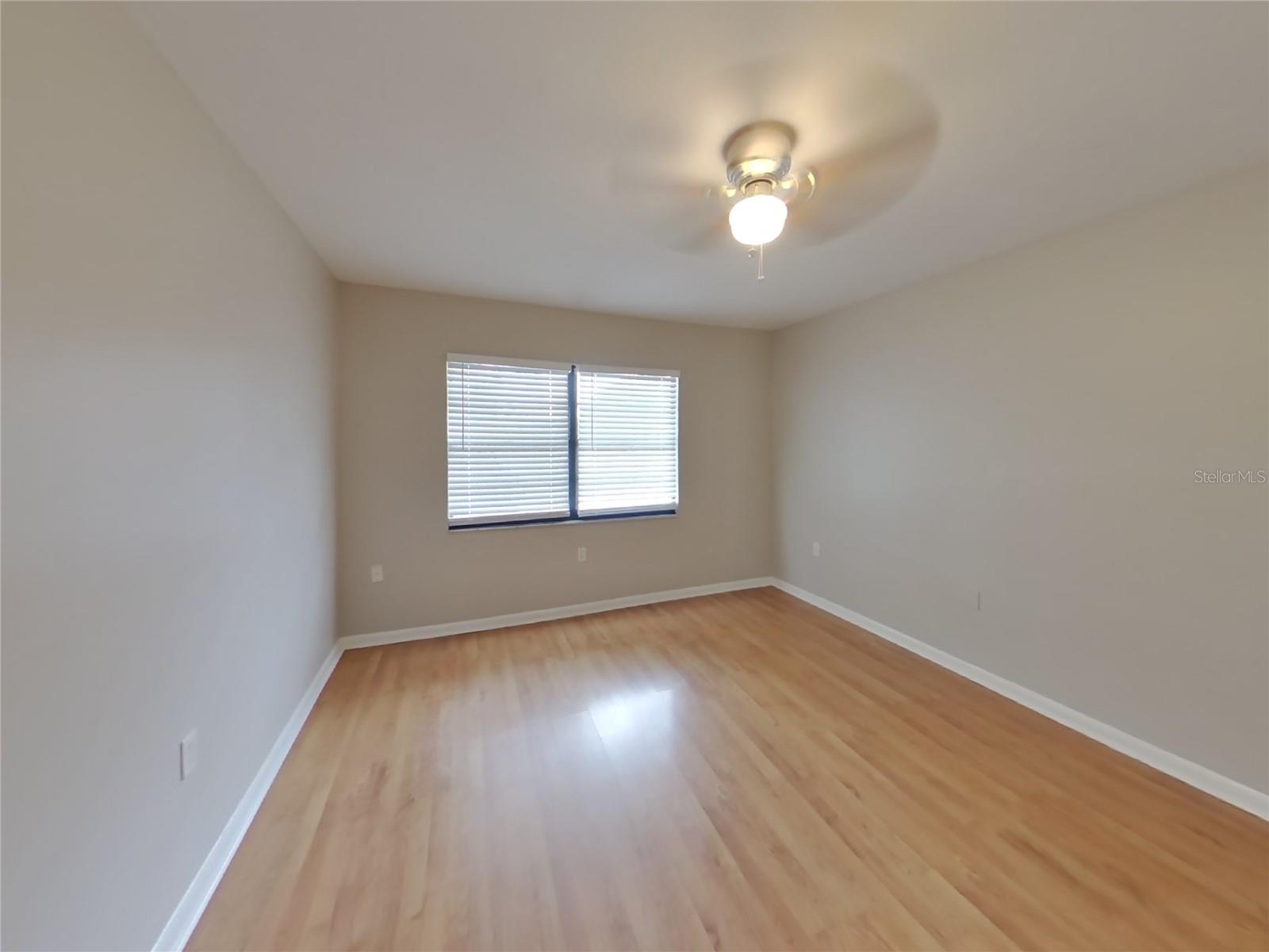 1010 ROCHELLE LN, VALRICO, FL, 33594