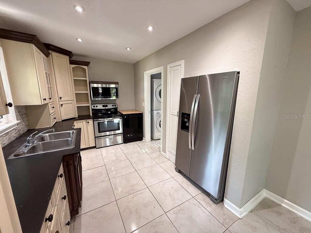 2434 9TH AVE N, ST PETERSBURG, FL, 33713