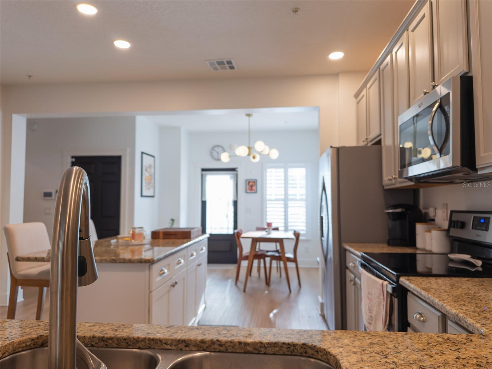 1526 ALMOND AVE, ORLANDO, FL, 32814