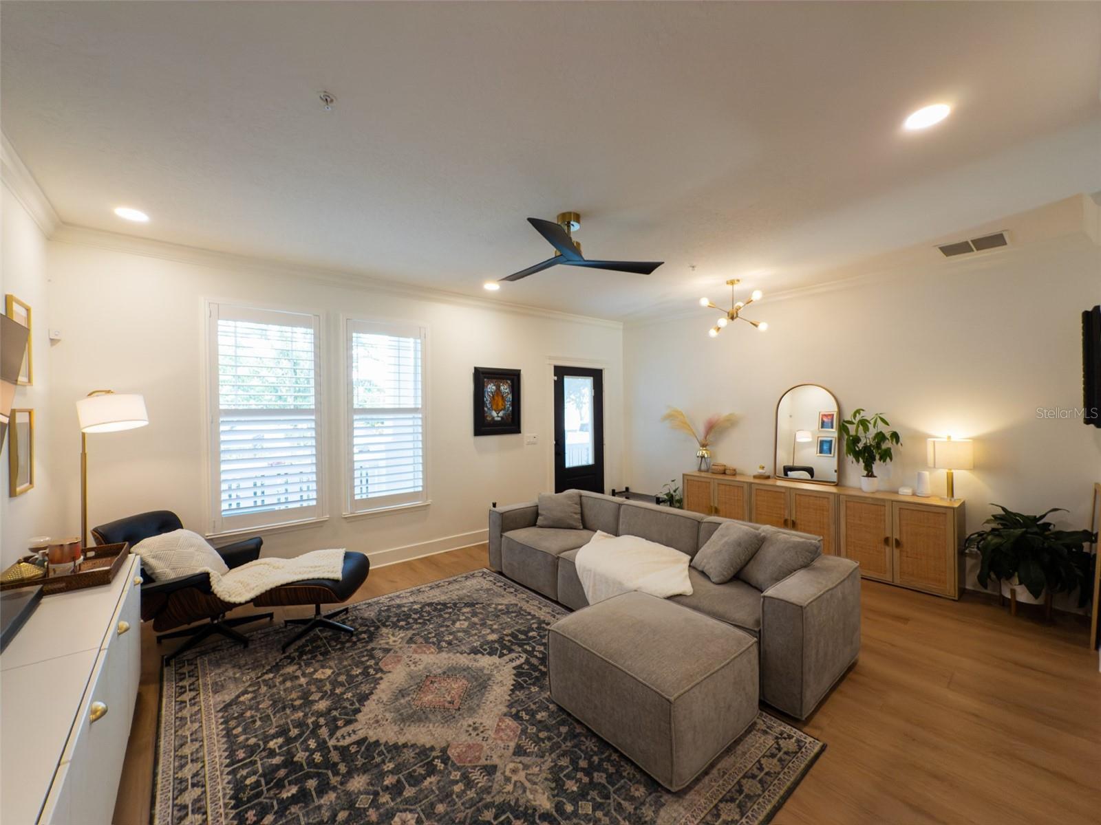 1526 ALMOND AVE, ORLANDO, FL, 32814