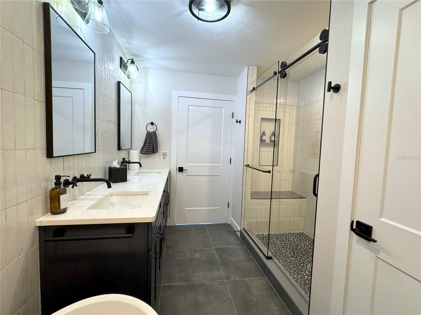 419 N APOPKA AVE, INVERNESS, FL, 34450