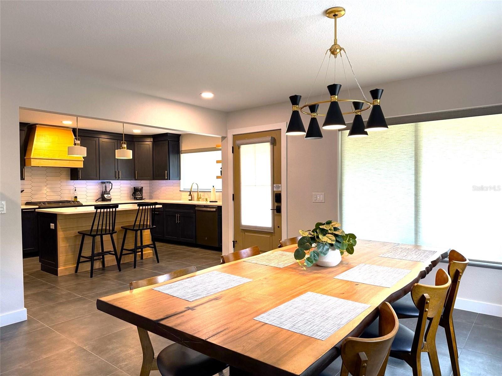 419 N APOPKA AVE, INVERNESS, FL, 34450