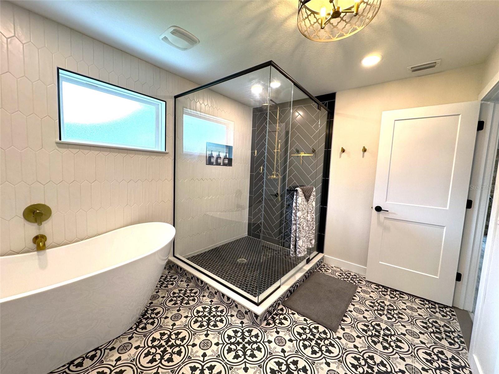 419 N APOPKA AVE, INVERNESS, FL, 34450