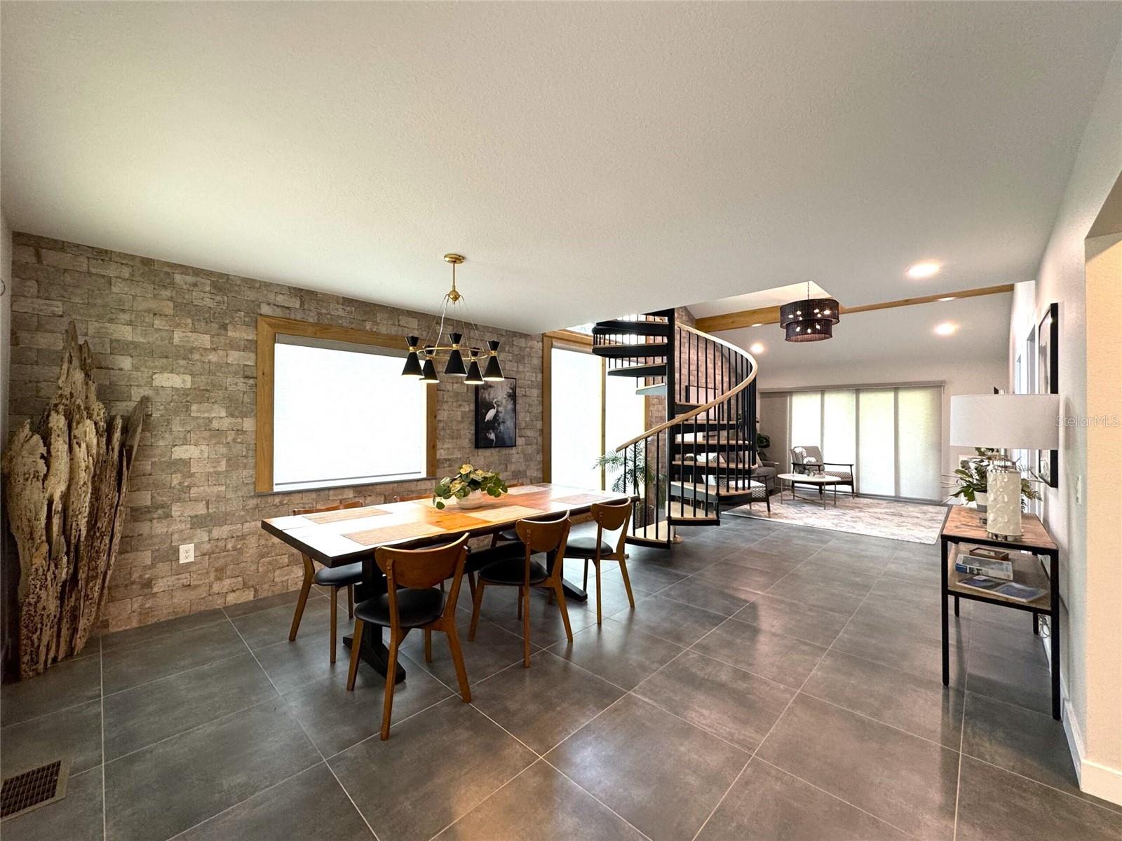 419 N APOPKA AVE, INVERNESS, FL, 34450