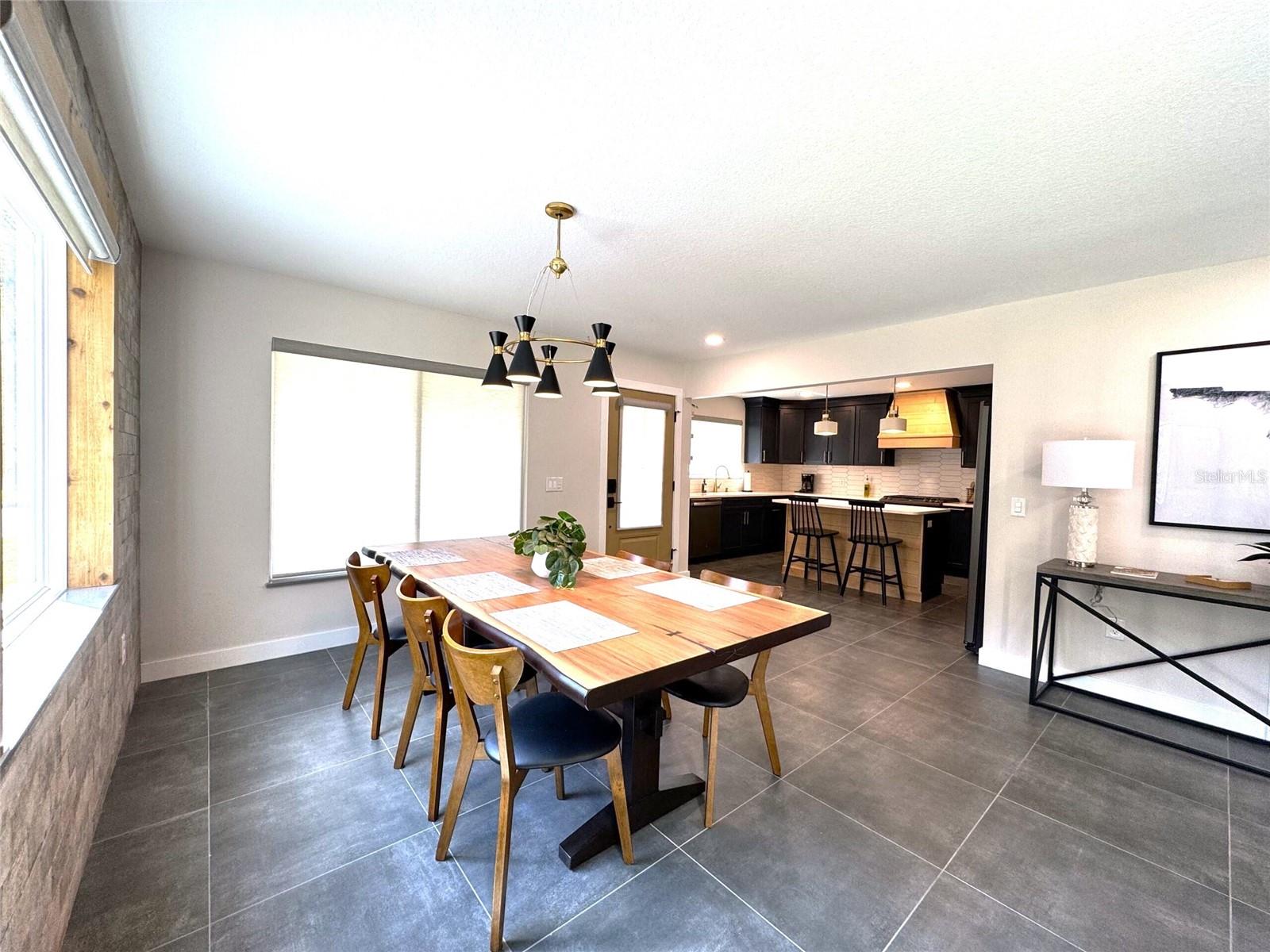 419 N APOPKA AVE, INVERNESS, FL, 34450