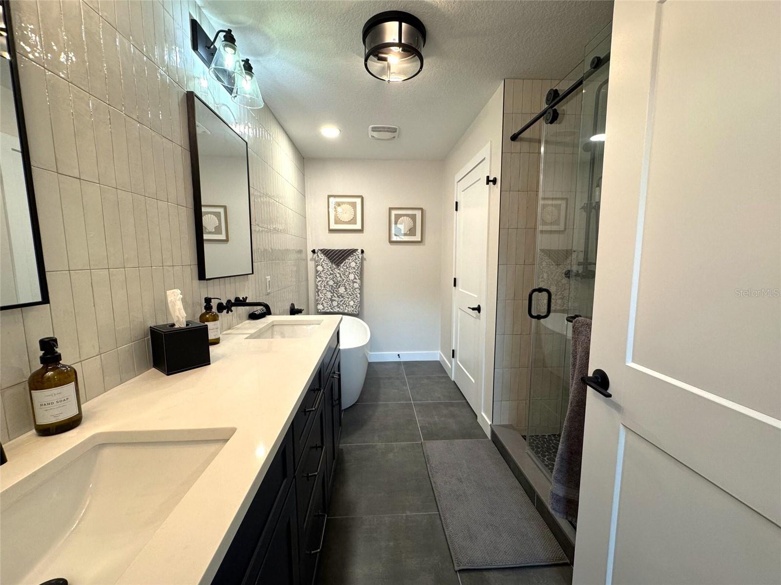 419 N APOPKA AVE, INVERNESS, FL, 34450