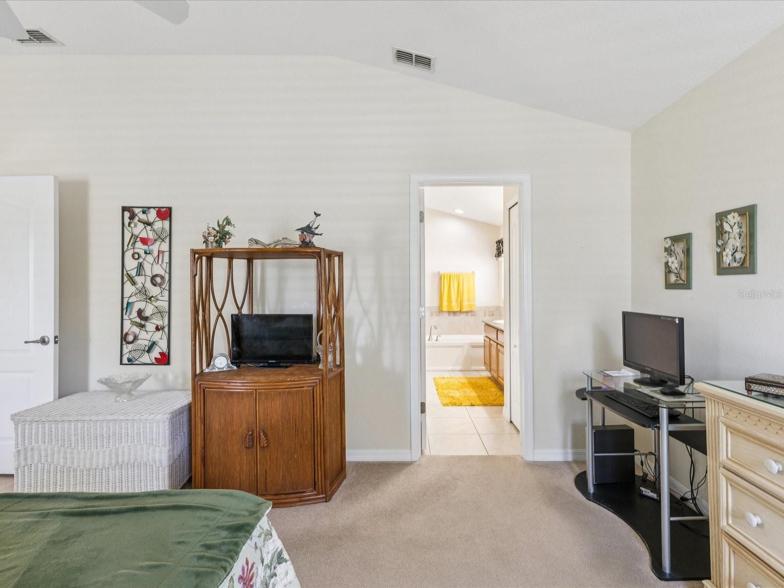 18711 ROLLING HILLS LOOP, HUDSON, FL, 34667