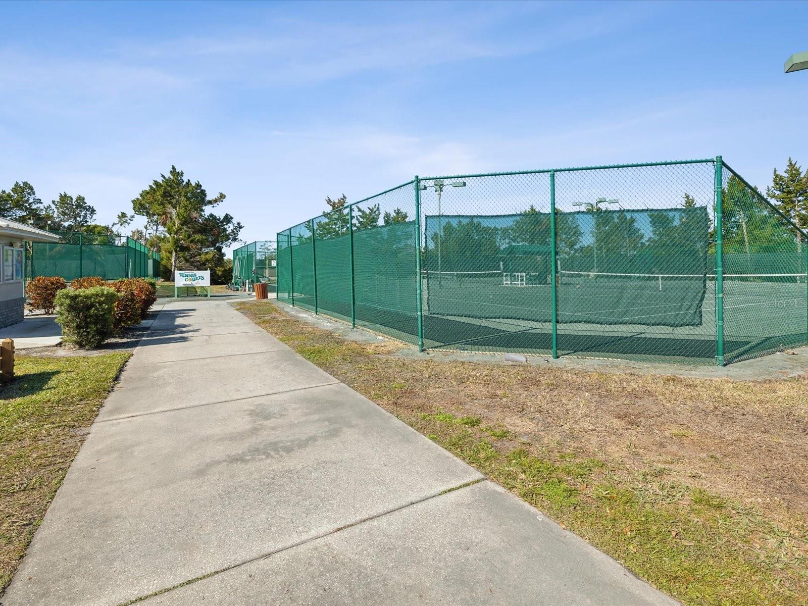 18711 ROLLING HILLS LOOP, HUDSON, FL, 34667