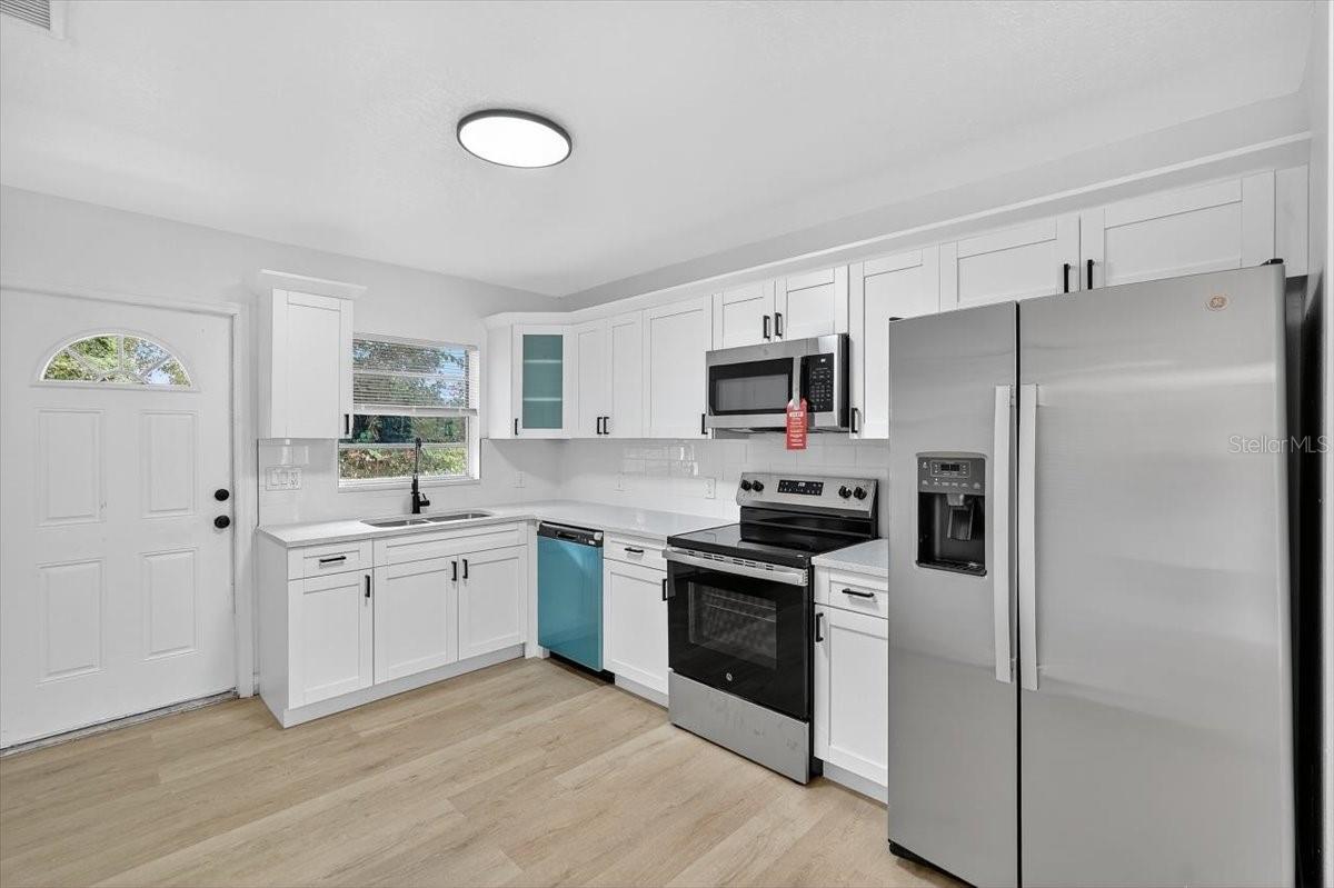 3104 ORIENT RD, TAMPA, FL, 33619