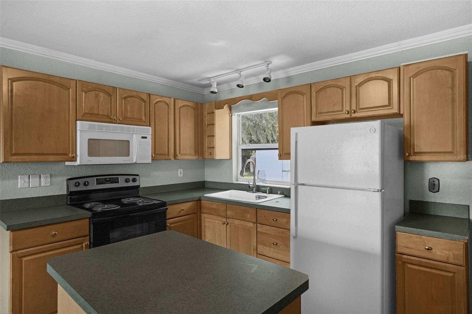 2705 KAREN BLVD, SEBRING, FL, 33870