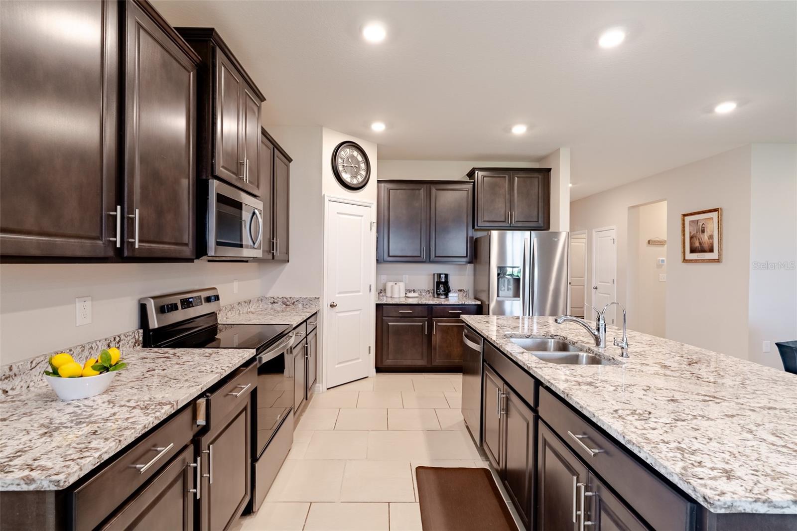 10889 TALLY FAWN LOOP, SAN ANTONIO, FL, 33576