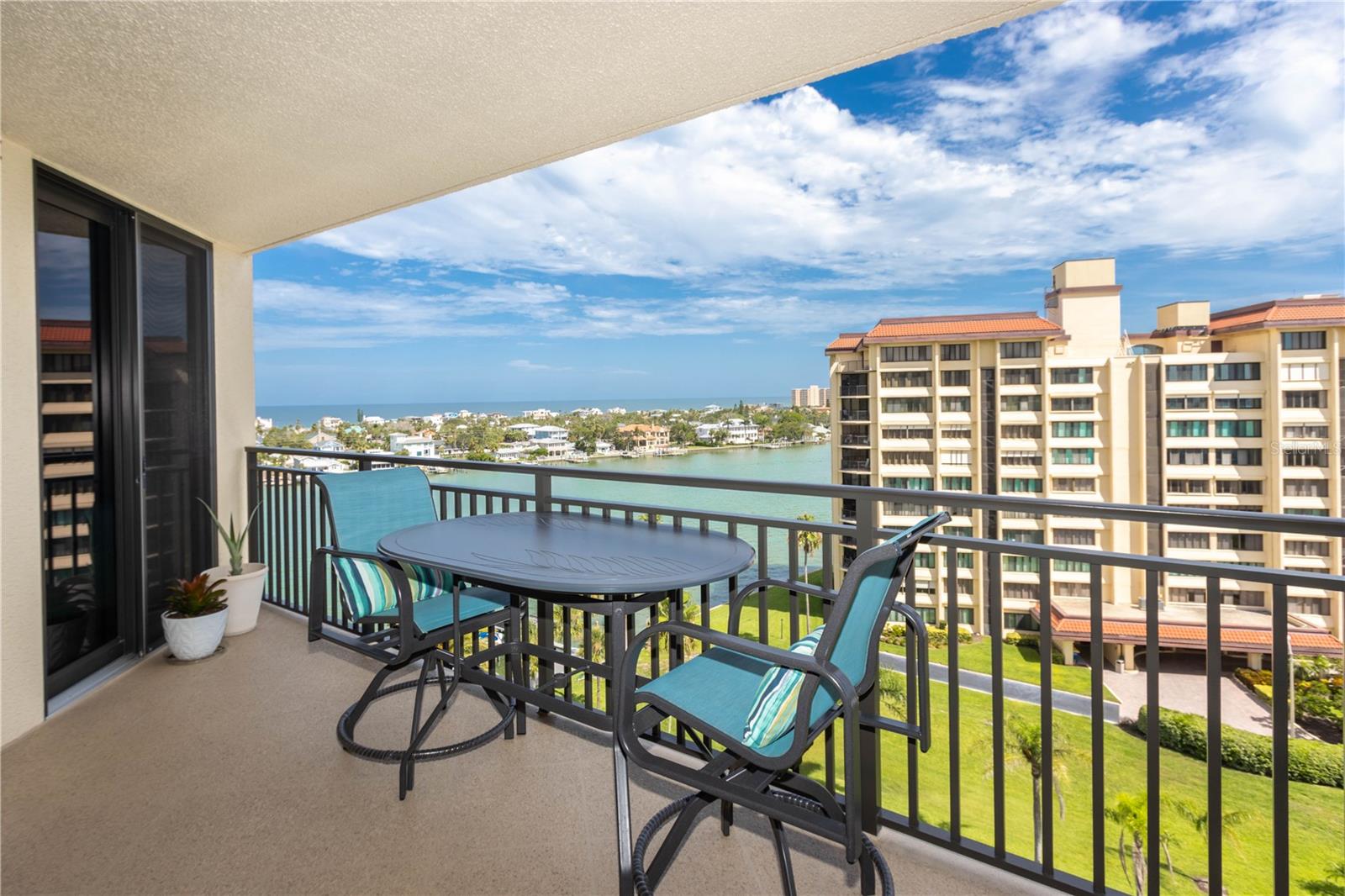 690 ISLAND WAY #1005, CLEARWATER BEACH, FL, 33767