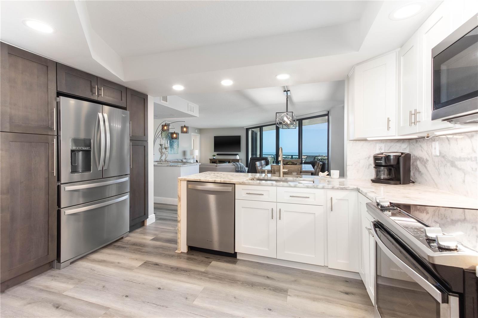 690 ISLAND WAY #1005, CLEARWATER BEACH, FL, 33767