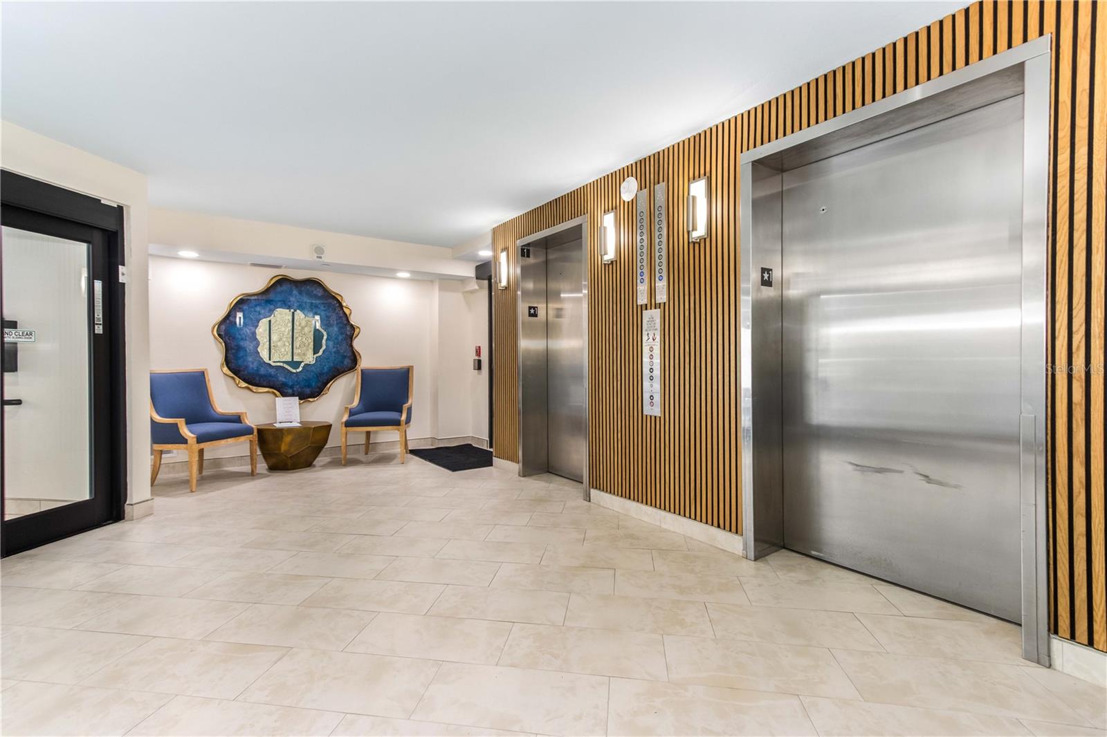 690 ISLAND WAY #1005, CLEARWATER BEACH, FL, 33767