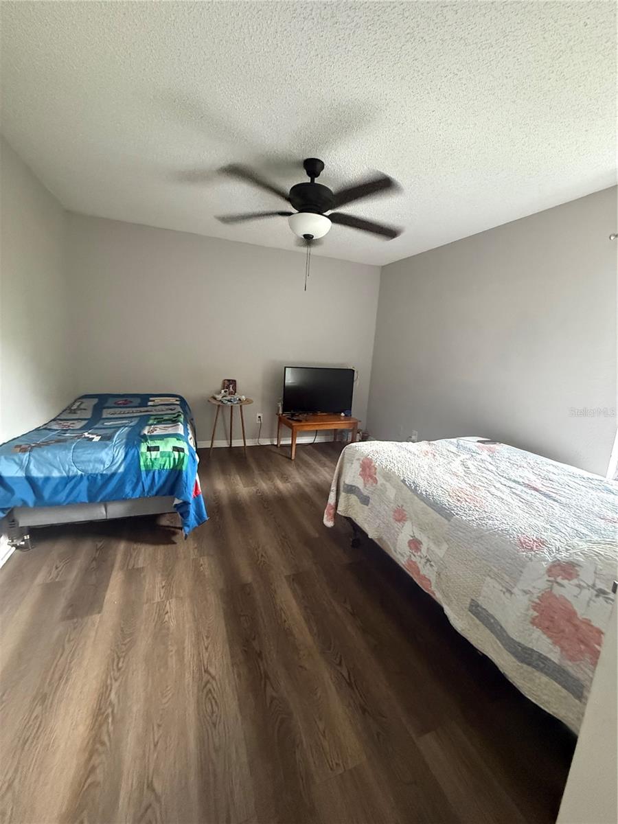 5120 CONROY RD #22, ORLANDO, FL, 32811