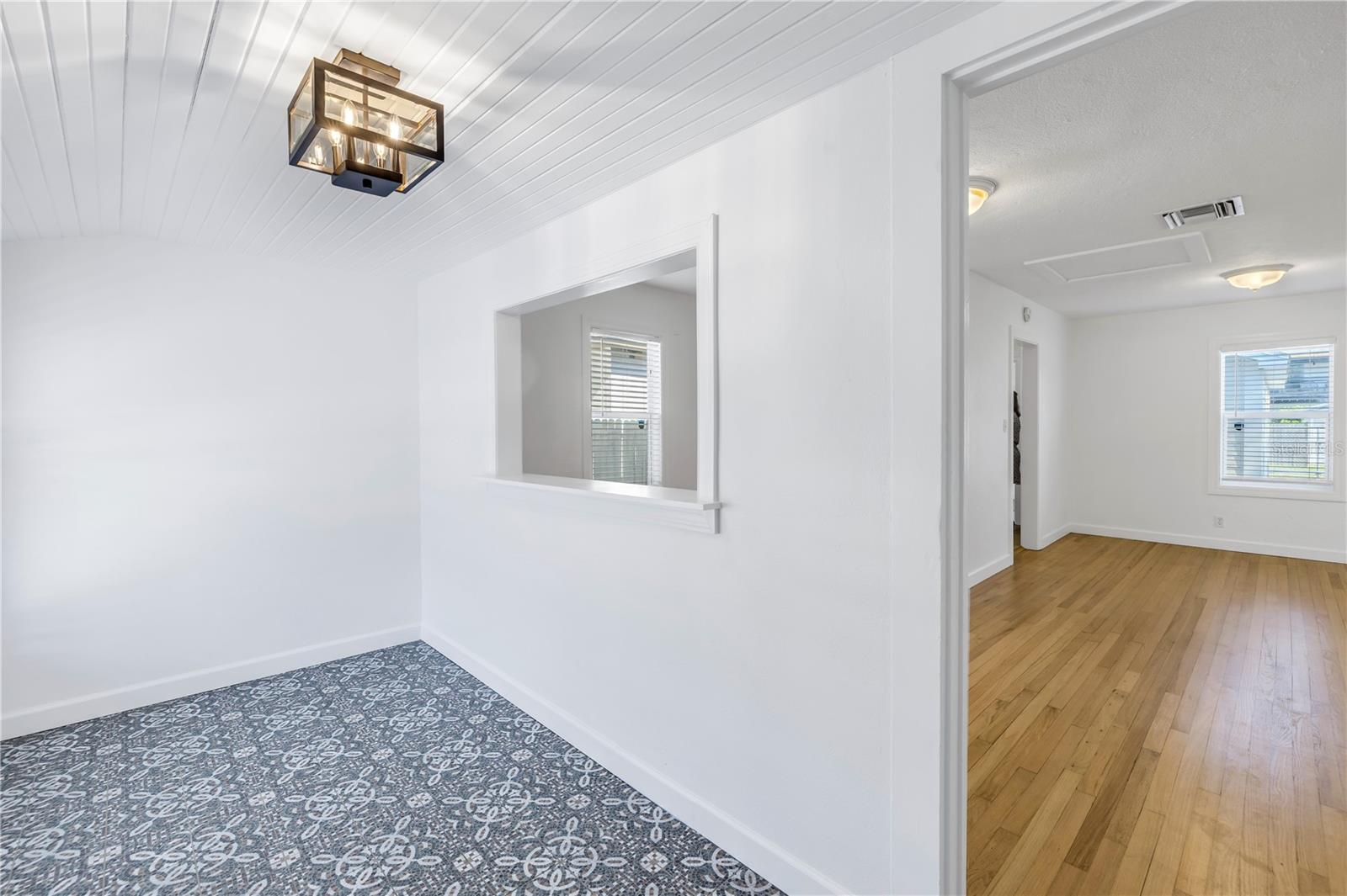 3521 1ST AVE N, ST PETERSBURG, FL, 33713