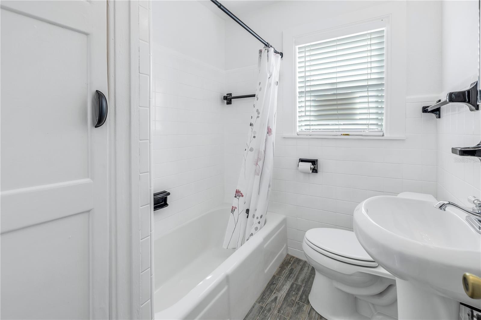 3521 1ST AVE N, ST PETERSBURG, FL, 33713