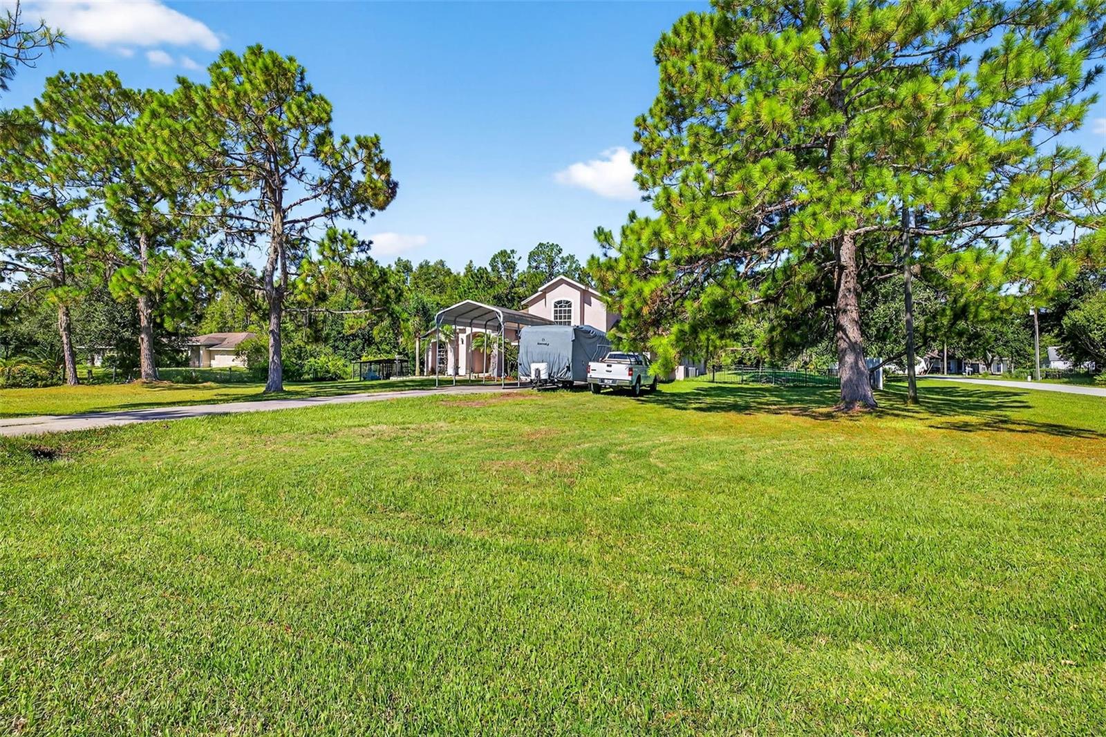 7911 PINE LANDS DR, WESLEY CHAPEL, FL, 33544