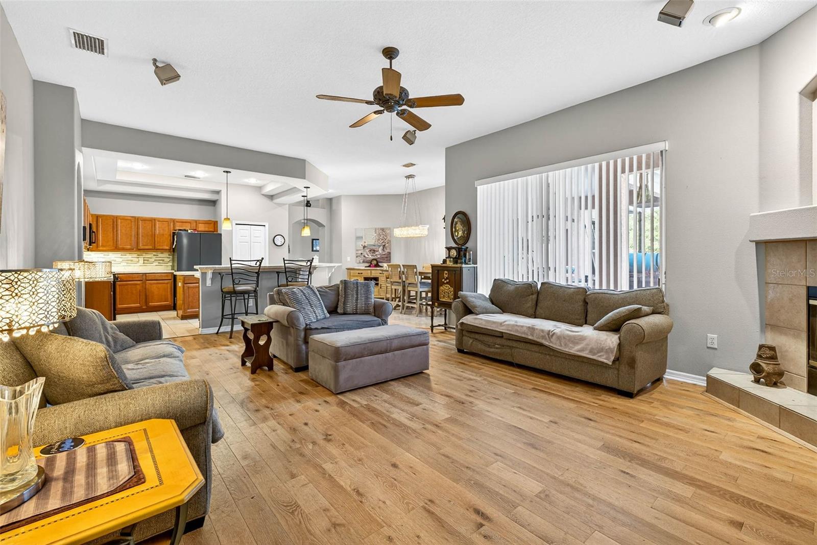 7911 PINE LANDS DR, WESLEY CHAPEL, FL, 33544