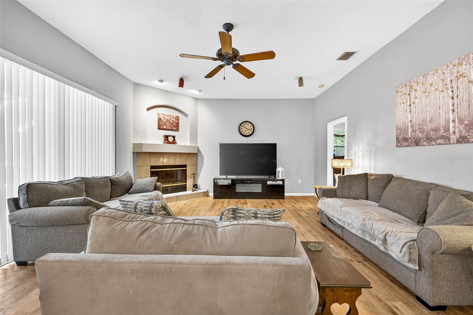 7911 PINE LANDS DR, WESLEY CHAPEL, FL, 33544