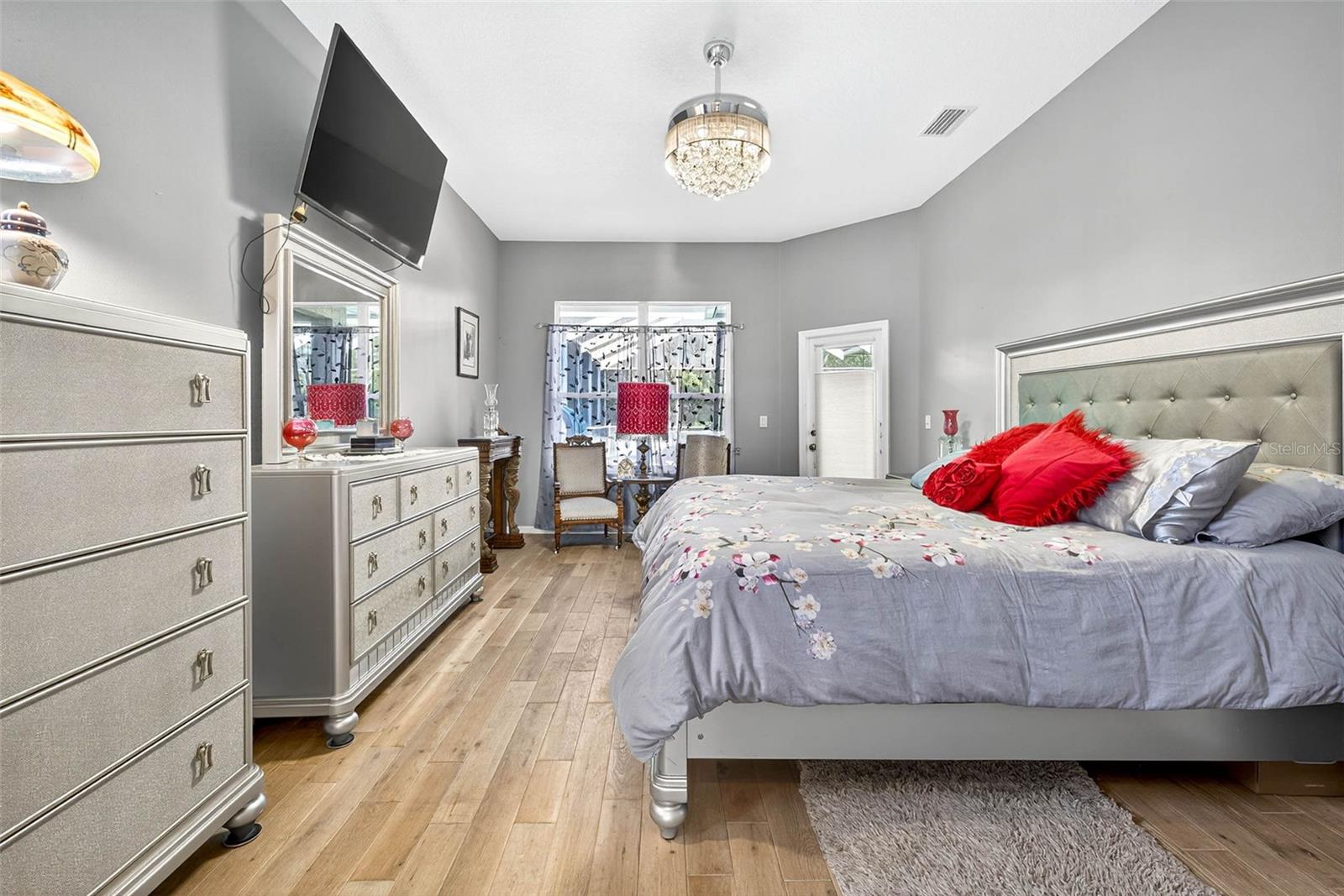 7911 PINE LANDS DR, WESLEY CHAPEL, FL, 33544